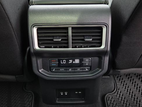 Used 2025 Volkswagen Atlas SEL Premium R-Line AWD/4WD image 68