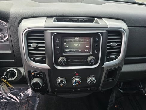 Used 2024 RAM 1500 Warlock RWD image 8