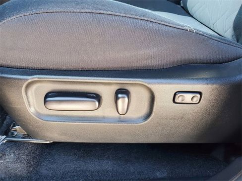 Used 2023 Toyota Tacoma TRD Sport image 17