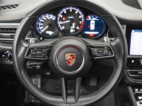 Used 2024 Porsche Macan w/ Premium Plus Package image 17