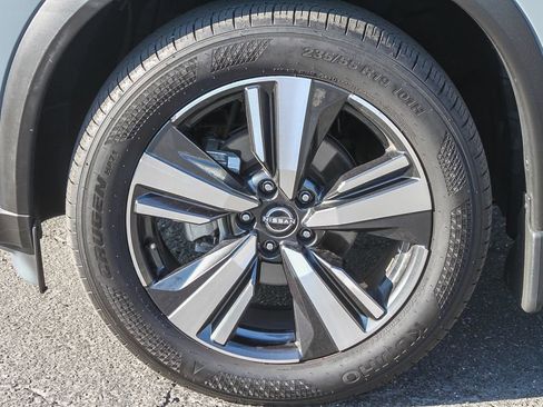 Used 2023 Nissan Rogue Platinum w/ Platinum Premium Package image 14