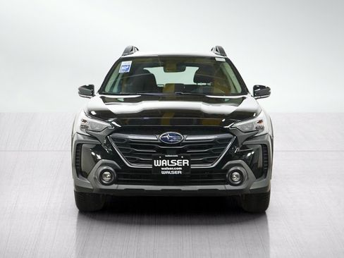 Used 2025 Subaru Outback Premium AWD/4WD image 8