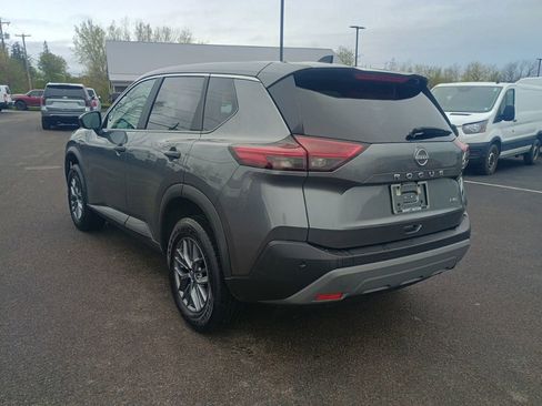 Used 2023 Nissan Rogue S AWD/4WD image 5