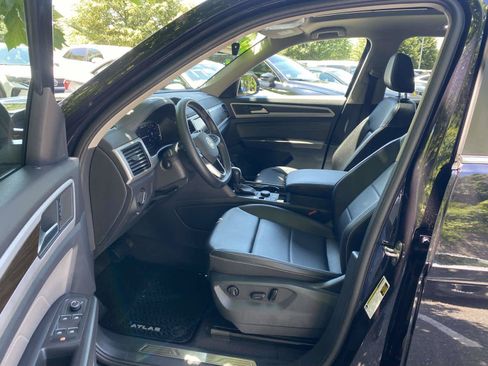 Certified 2022 Volkswagen Atlas SE AWD/4WD image 10