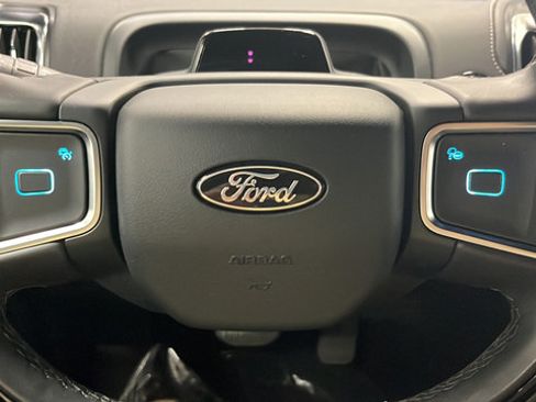 Used 2025 Ford Expedition Max Platinum w/ Stealth Appearance Package AWD/4WD image 16