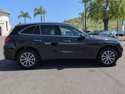 Used 2023 Mercedes-Benz GLC 300 4MATIC image 6
