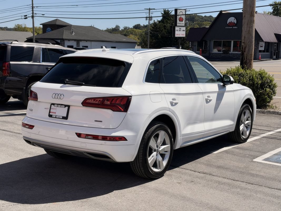 Used 2019 Audi Q5 2.0T Premium Plus w/ Premium Plus Package AWD/4WD image 6