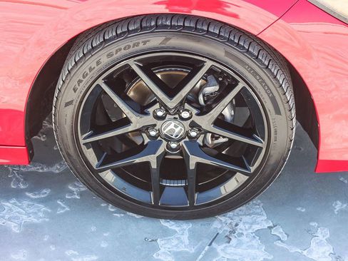 Certified 2025 Honda Civic Sport image 10