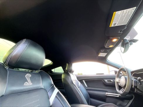 Used 2020 Ford Mustang Shelby GT500 w/ Technology Package image 24