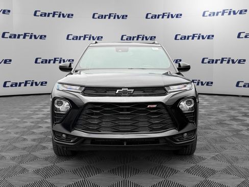 Used 2023 Chevrolet TrailBlazer RS w/ Sun and Liftgate Package image 9