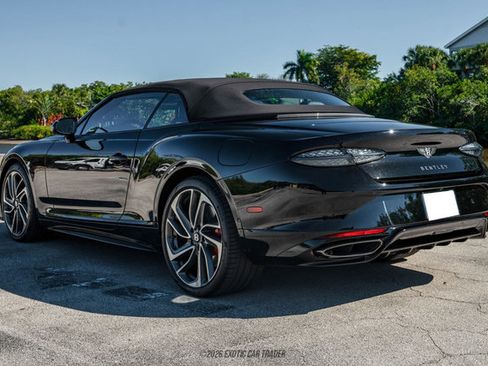 Used 2025 Bentley Continental GT Speed image 22