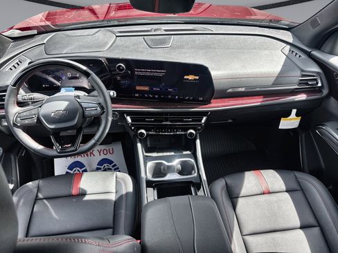 New 2026 Chevrolet Traverse RS w/ LPO, Floor Liner Package AWD/4WD image 23