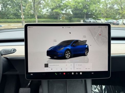 Used 2023 Tesla Model Y Long Range AWD/4WD image 16