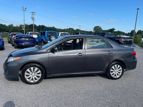 Used 2013 Toyota Corolla LE FWD image 21
