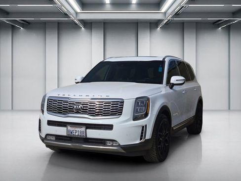 Used 2021 Kia Telluride SX w/ SX Prestige Package image 3