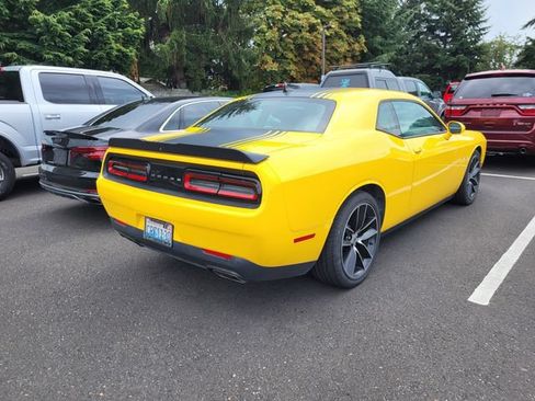 Used 2018 Dodge Challenger R/T Plus RWD image 3