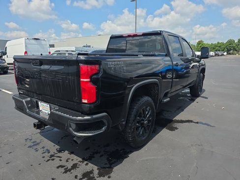 Used 2025 Chevrolet Silverado 2500 LT w/ Trail Boss Package AWD/4WD image 4