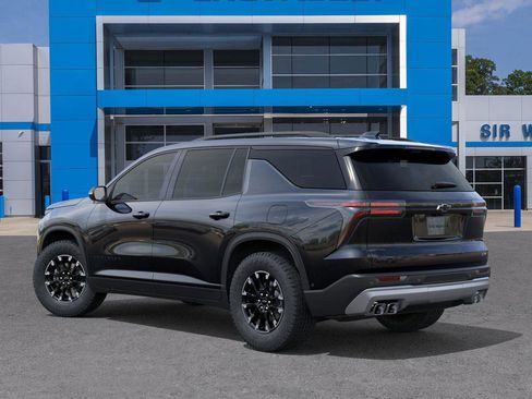 New 2026 Chevrolet Traverse Z71 w/ Driver Confidence Package image 3
