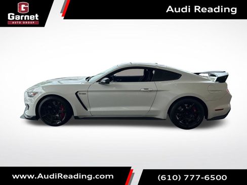 Used 2017 Ford Mustang Shelby GT350R w/ GT350R Equipment Group 920A RWD image 2
