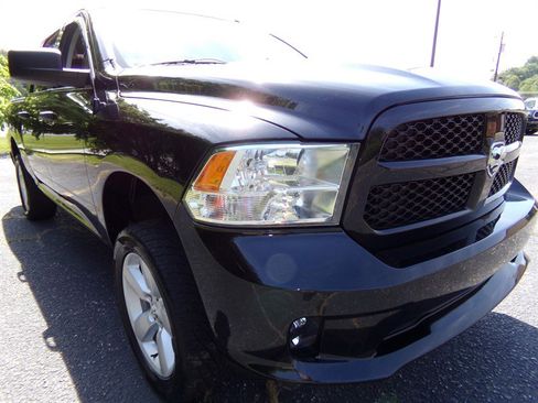 Used 2015 RAM 1500 Express AWD/4WD image 4