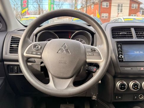 Used 2023 Mitsubishi Outlander Sport ES image 18