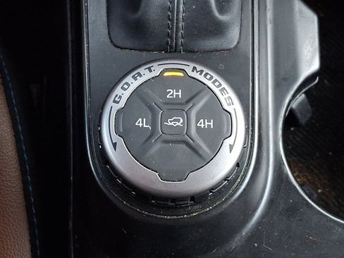 Used 2023 Ford Bronco Outer Banks AWD/4WD image 25