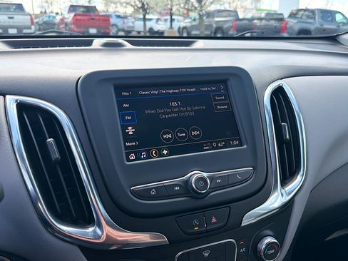 Used 2022 Chevrolet Equinox LT AWD/4WD image 10
