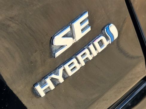 Used 2023 Toyota RAV4 SE w/ Convenience Package AWD/4WD image 12