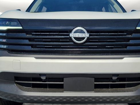 New 2025 Nissan Kicks SV image 10