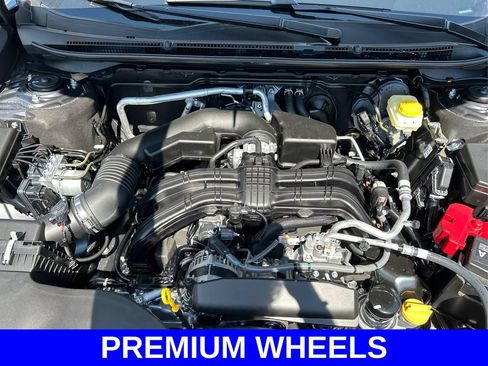 Certified 2025 Subaru Outback Limited AWD/4WD image 12