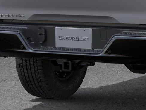 Used 2026 Chevrolet Colorado Trail Boss AWD/4WD image 40