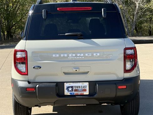 New 2025 Ford Bronco Sport Outer Banks w/ Outer Banks Tech Package+ image 29