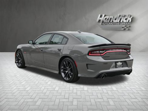 Used 2023 Dodge Charger Scat Pack w/ Technology Group RWD image 8
