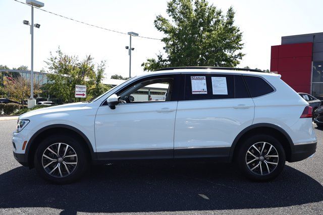 Used 2020 Volkswagen Tiguan SE AWD/4WD image 9