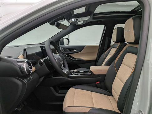 New 2026 Chevrolet Equinox ACTIV w/ Convenience Package III image 16