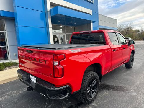 Used 2021 Chevrolet Silverado 1500 LT Trail Boss w/ Convenience Package II image 7