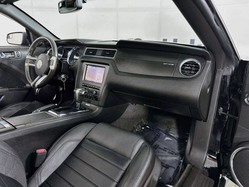 Used 2011 Ford Mustang GT Premium w/ Electronics Pkg RWD image 33