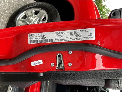 Certified 2024 RAM 2500 Big Horn w/ Bed Utility Group image 29