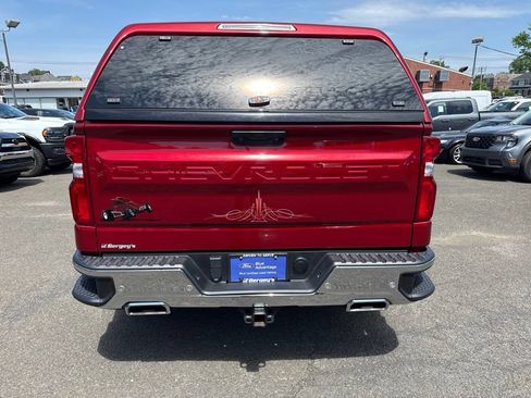 Used 2023 Chevrolet Silverado 1500 LTZ w/ LTZ Premium Package AWD/4WD image 6
