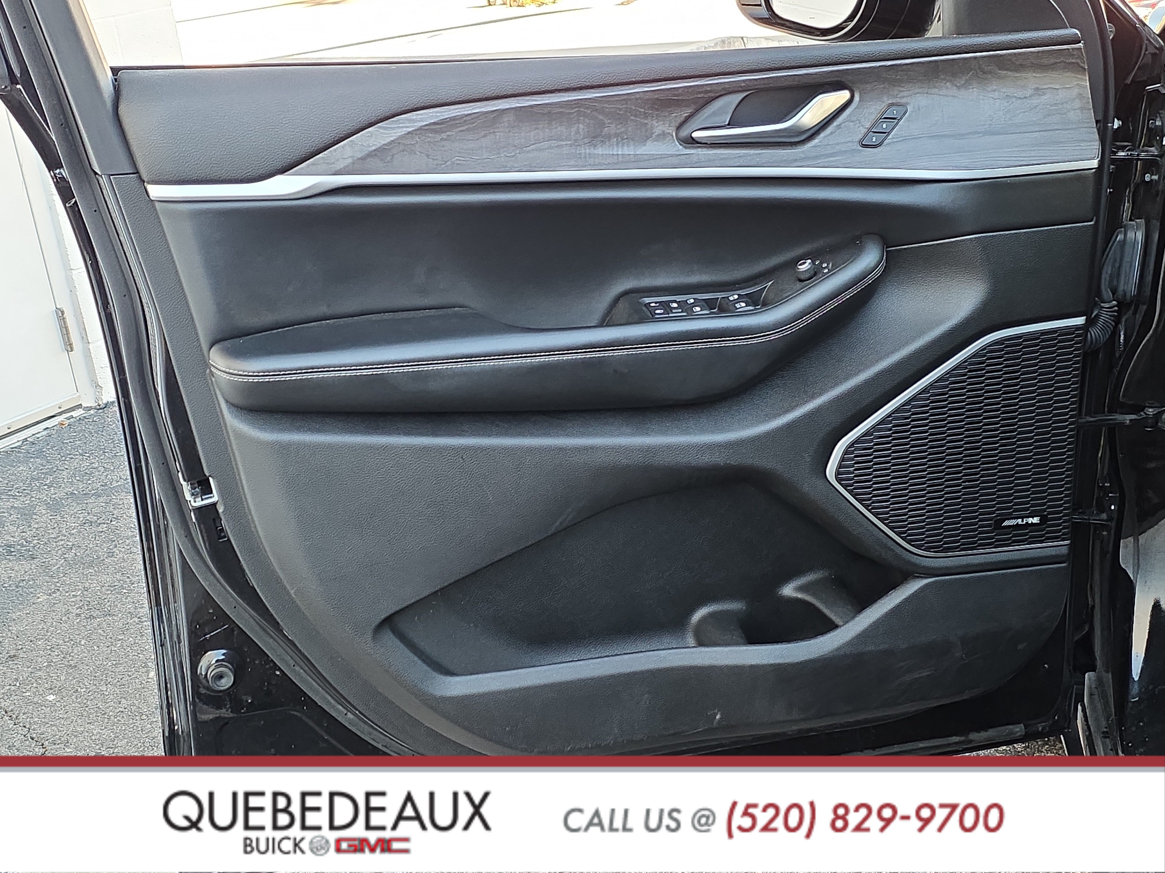 Used 2022 Jeep Grand Cherokee Limited AWD/4WD image 9