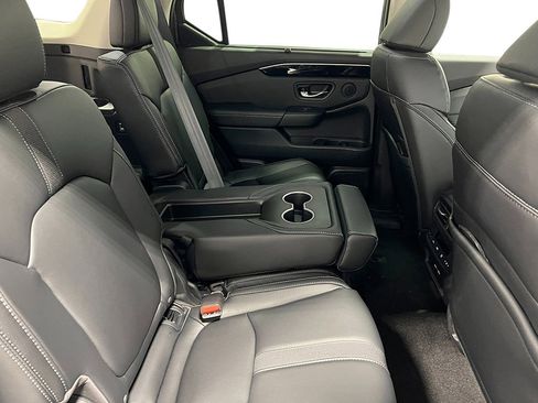 New 2025 Honda Pilot EX-L image 34