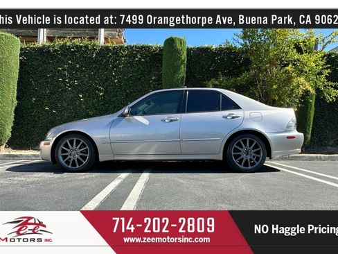 Used 2004 Lexus IS 300 RWD image 12