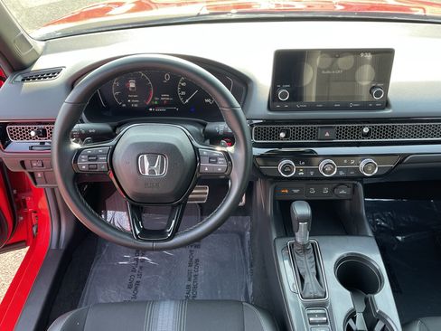 Used 2025 Honda Civic Sport image 12