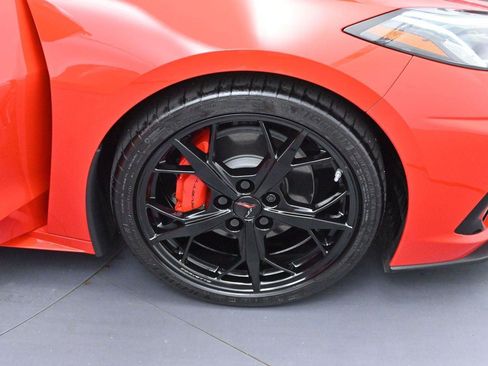 Used 2022 Chevrolet Corvette Stingray Preferred Cpe w/ Battery Protection Package RWD image 39
