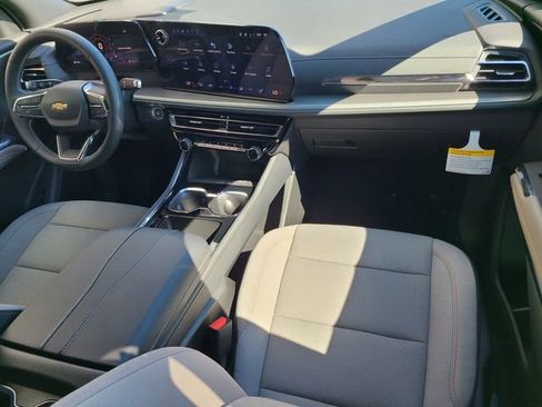 New 2026 Chevrolet Traverse LT w/ Driver Confidence Package image 33