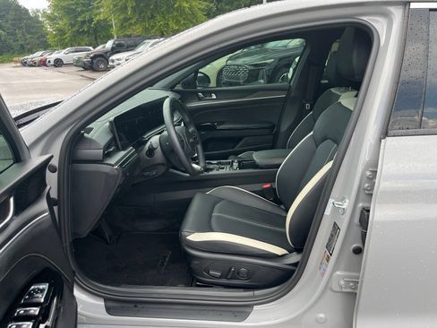 Used 2025 Kia K5 GT-Line w/ GT-Line Premium Package FWD image 30