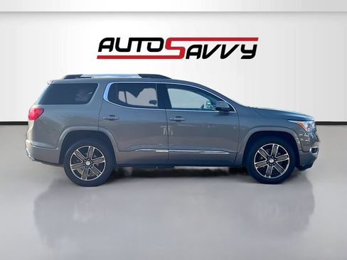 Used 2019 GMC Acadia Denali w/ Technology Package AWD/4WD image 8