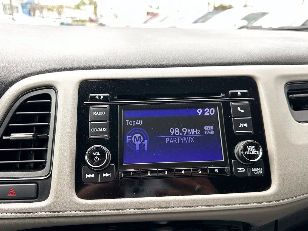 Used 2017 Honda HR-V LX image 25