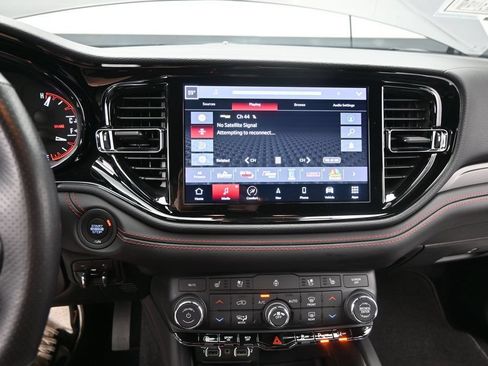 Used 2025 Dodge Durango GT AWD/4WD image 33