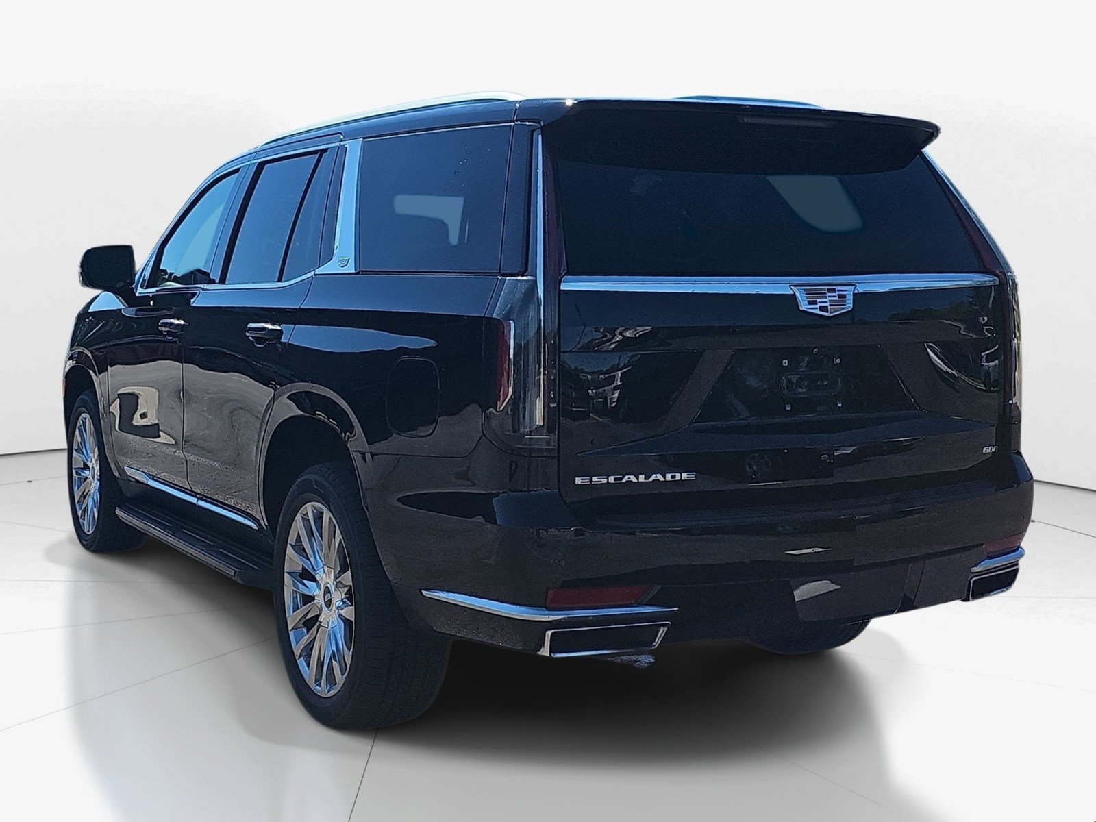 Used 2022 Cadillac Escalade Premium Luxury AWD/4WD image 6